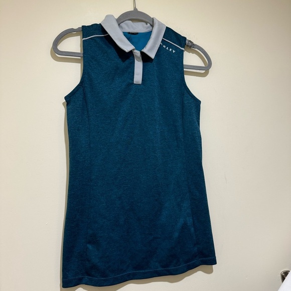 Women’s Oakley Blue Golf Sport Activewear Lightweight Tennis Tank Top No Size - Picture 9 of 16